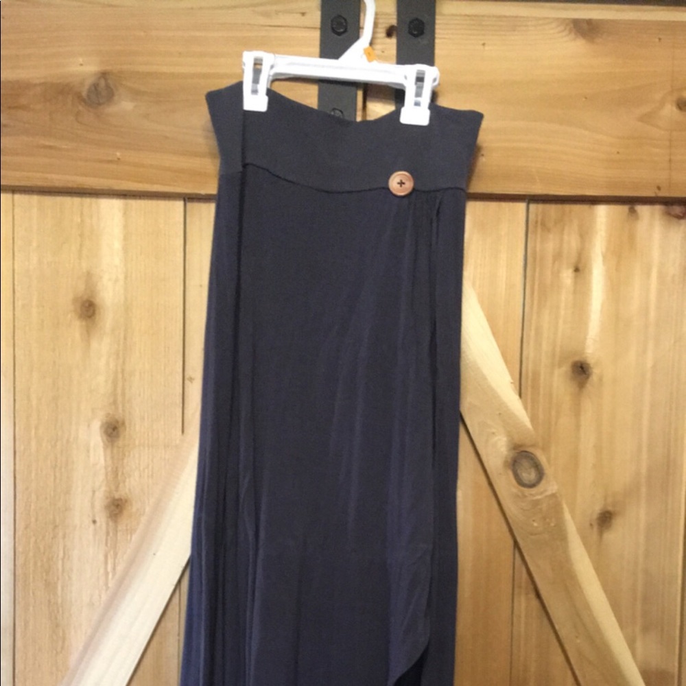 MJ M JG Maxi
